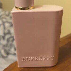 Selling all Colonge if you want to buy just one message me